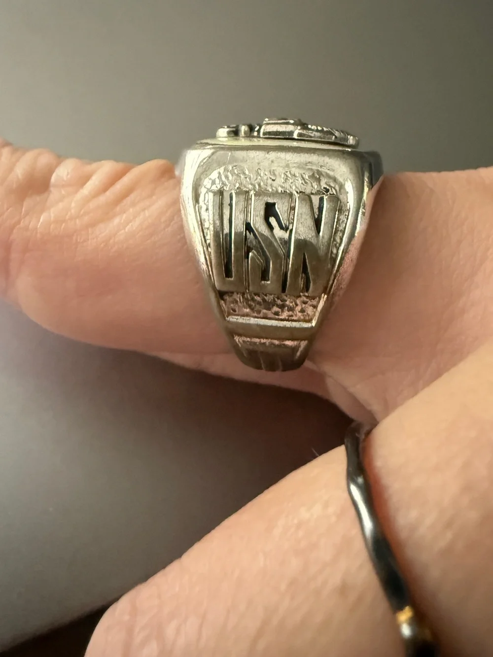 Vintage WWII USN Navy Sterling Silver Mother of Pearl Signet Ring Size 9